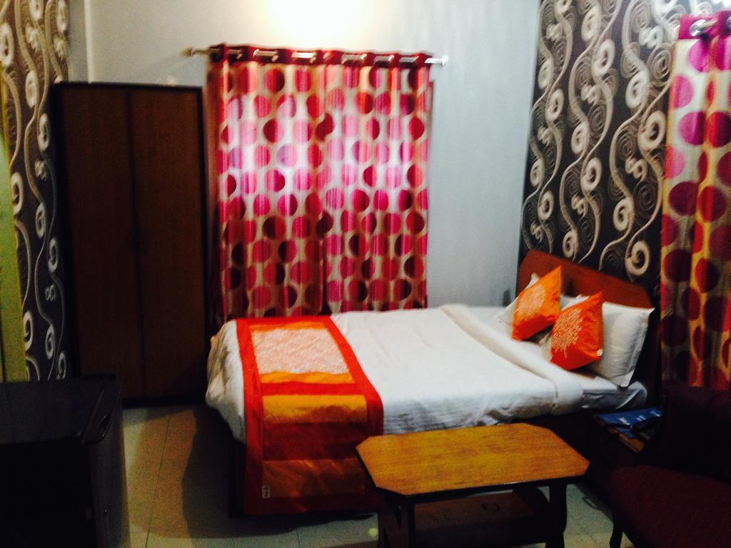 Hotel Bengal -100M From Park Circus 7 Point Kalkutta Exterior foto